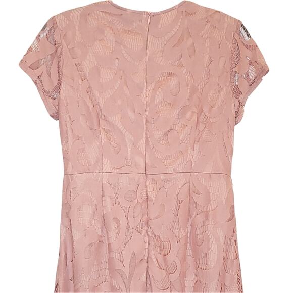 PrettyLittleThing Nude Lace Cap Sleeve Maxi Dress, Size 8, EUC - Picture 5 of 11